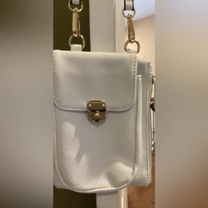 NWOT crossbody purse/wallet in white
